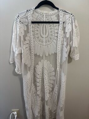White Embroidered Lace Duster Kimono